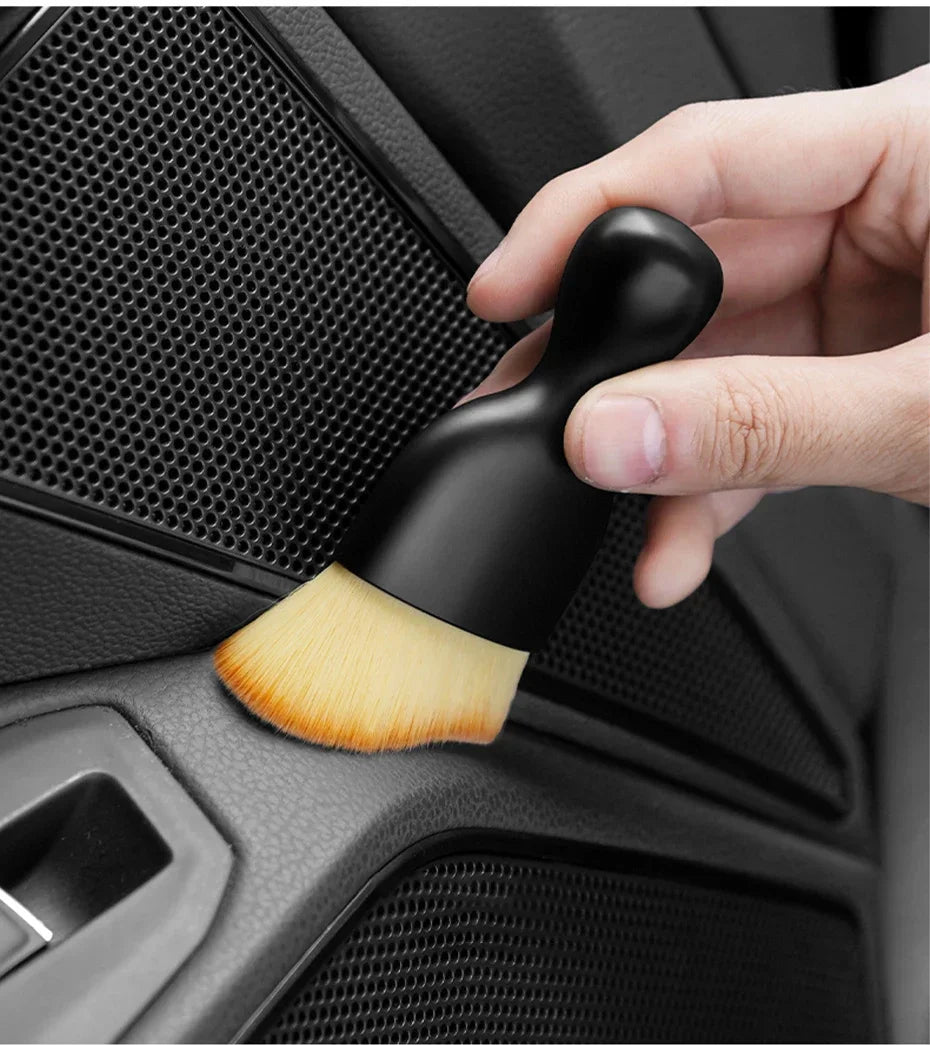 DashBrush Pro™Auto Cleaning Brush Set – Soft Bristle Dashboard & Vent Tool